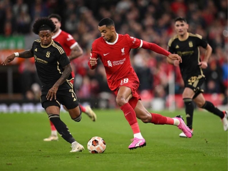 Soi kèo Liverpool vs Leverkusen chi tiết